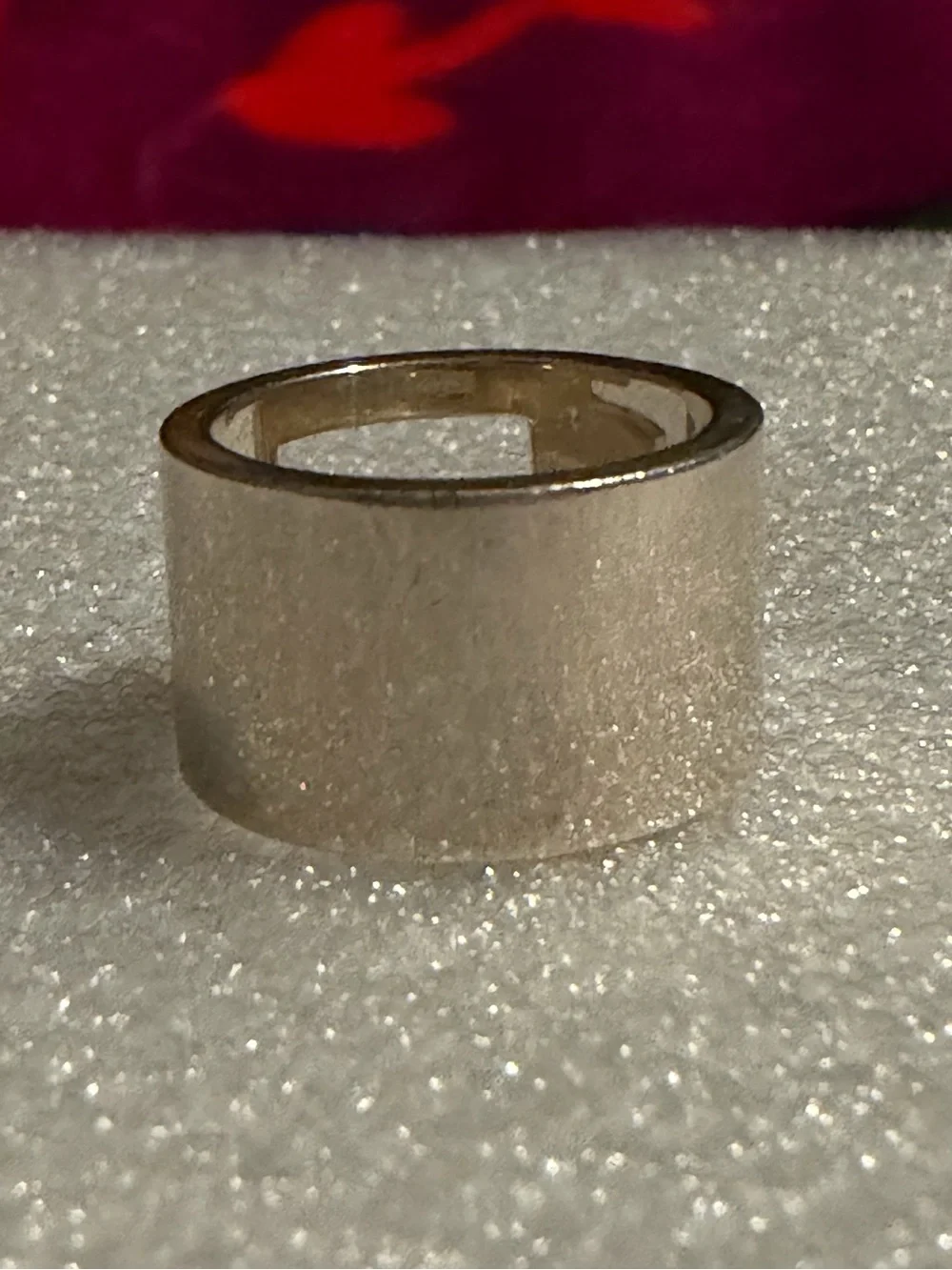 Gucci Silver Toned Interlocking G Band Ring